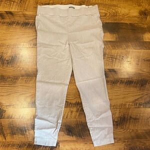 Maurices Light Tan Pants. Size L short